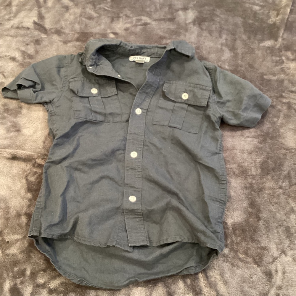 Old Navy Charcoal Button-Down Shirt for Kids